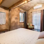 Rustic Cozy House Pupy Villa *
