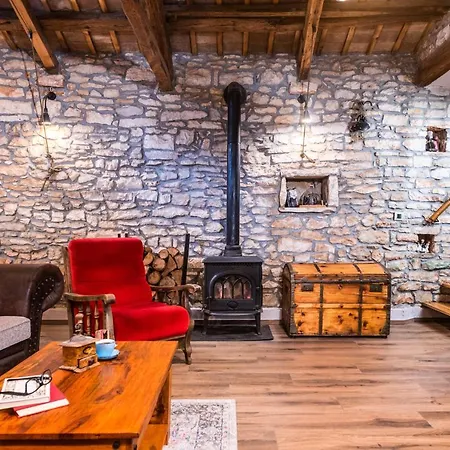 Rustic Cozy House Pupy * クルニカ