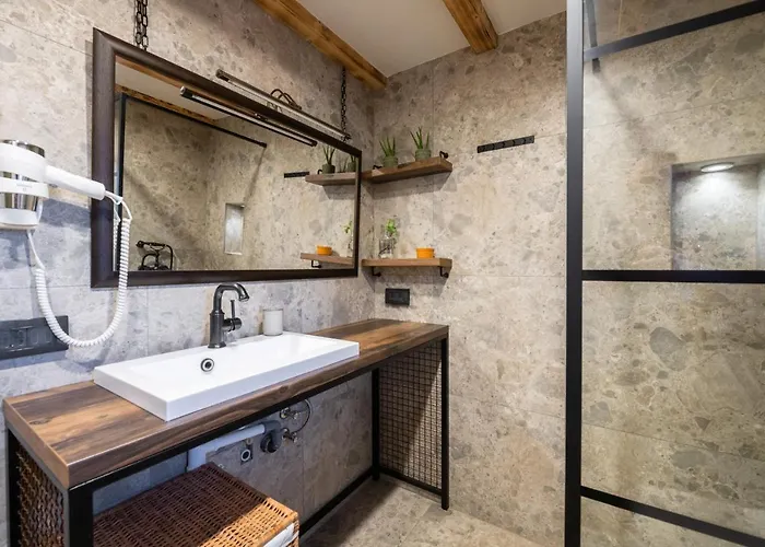 Rustic Cozy House Pupy Villa *