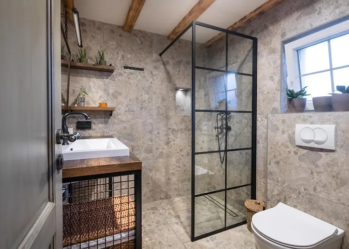 Rustic Cozy House Pupy *