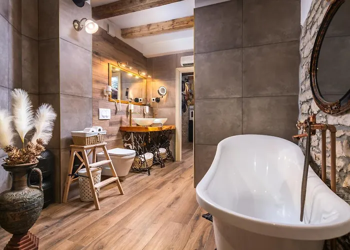 Villa Rustic Cozy House Pupy