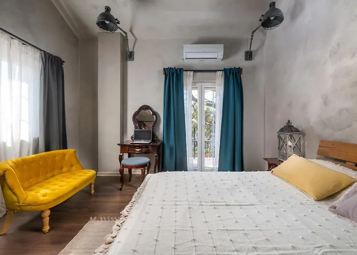 Rustic Cozy House Pupy Villa *