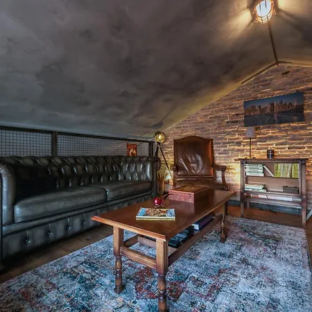 Вилла Rustic Cozy House Pupy
