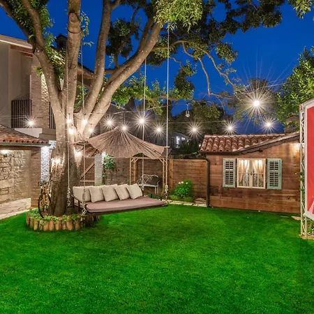 Rustic Cozy House Pupy Villa *