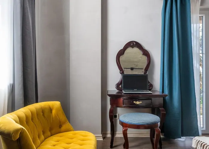 Rustic Cozy House Pupy *